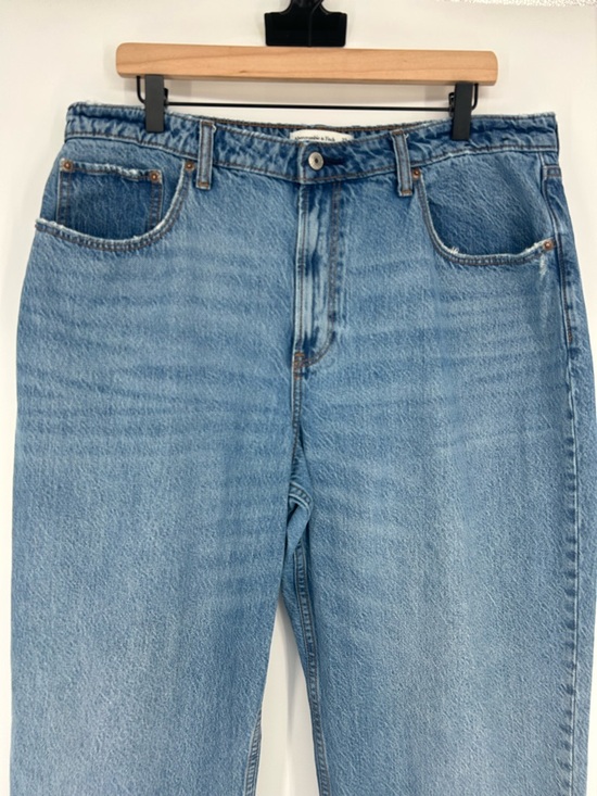 Abercrombie & Fitch Curve Love The Loose High Rise In 33/16R - Picture 7 of 13